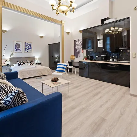 Three-bedroom Collection - Modern, Cozy & Chic דירה בודפשט